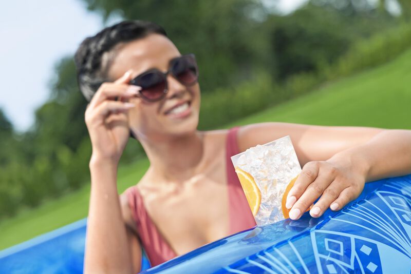 Alberca inflable redonda 1.68m x53cm color azul... image number null