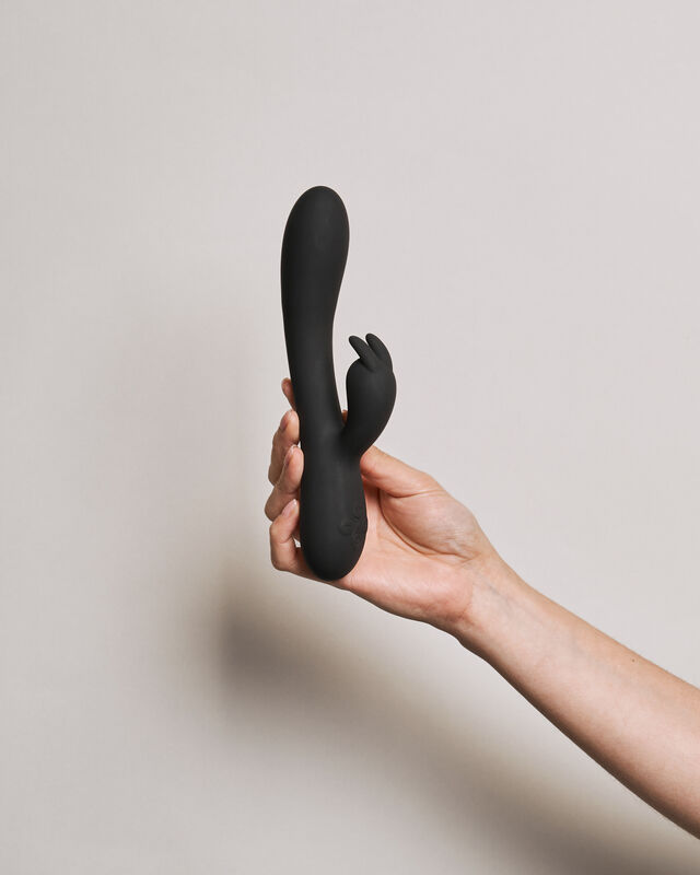 Conejo Vibrador Lola Efecto Calor Negro image number null
