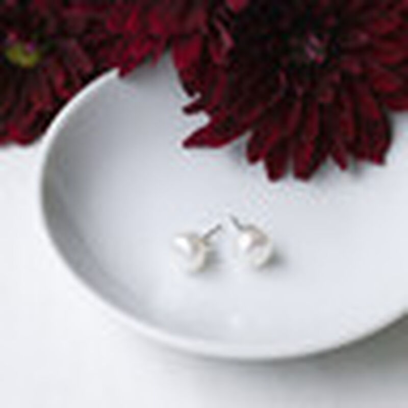 Aretes con Poste de Perla Mediana image number null