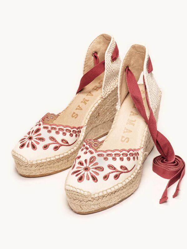 Romero Cu&ntilde;a Alta Lona Bordada Granate image number null