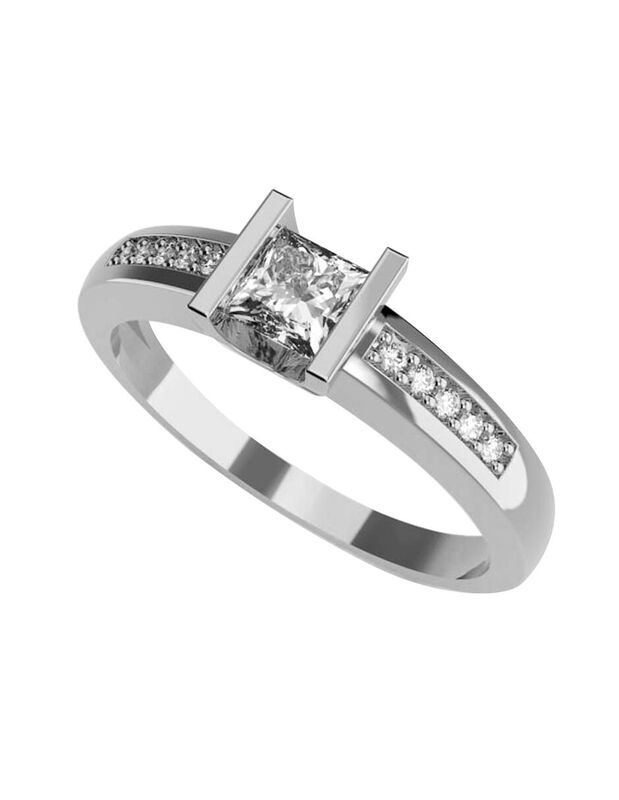 Anillo de Compromiso en Oro de 10K con Circonia... image number null