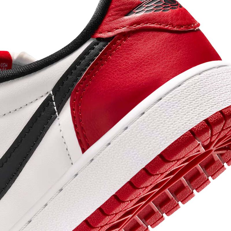 Tenis Nike Para Mujer Air Jordan 1 Retro Low Ch... image number null