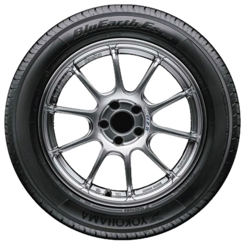 Llanta 175/65R14 82H Yokohama Bluearth ES32 image number null