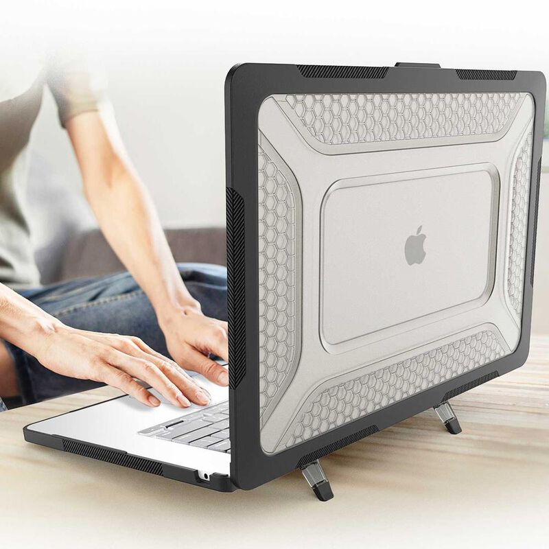 Funda TEKKU HC para MacBook Air 15 Negra A2941A... image number null