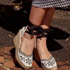 Romero Cu&ntilde;a Alta Lona Bordada Negra