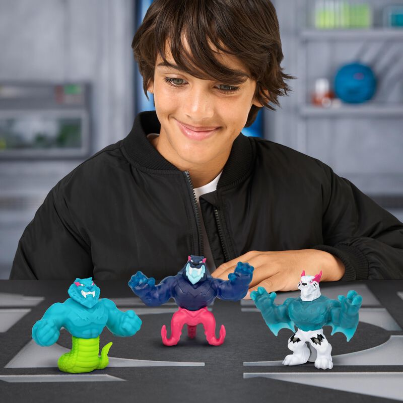 Figura Mrbeast Lab Hyper Fusion Stretchy Hero C... image number null