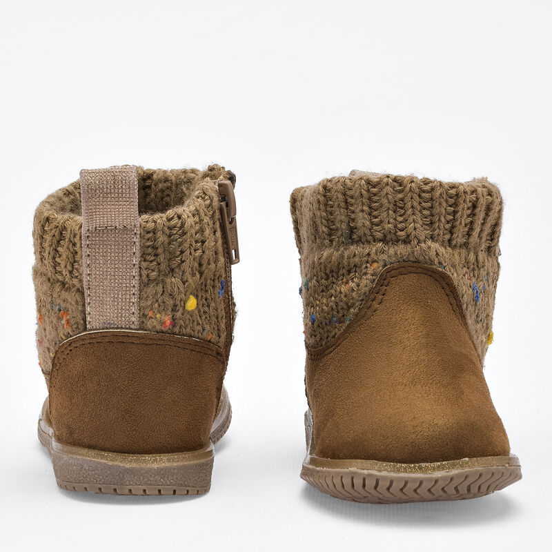 Juguet&oacute;n Botitas para beb&eacute; ni&ntilde;a camel image number null