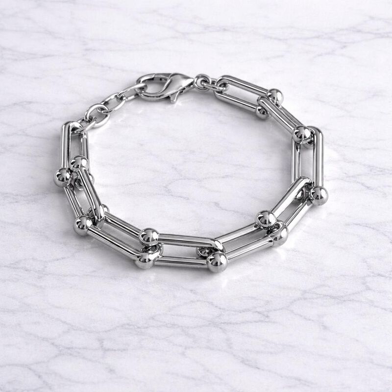 Pulsera Stud image number null