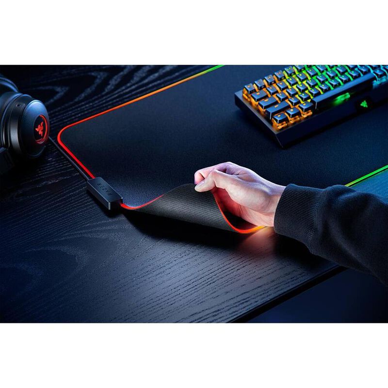 Razer Mouse Mat Strider Chroma image number null