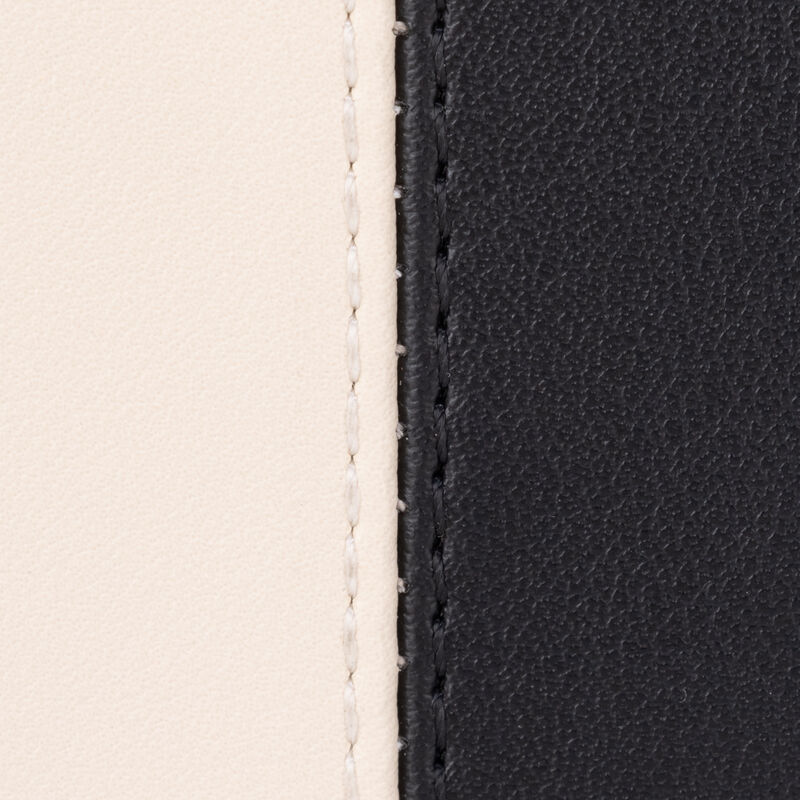 Cartera Hibrida Mediana Con Herraje Color Negro image number null