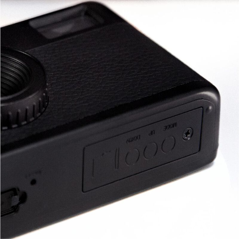 C&aacute;mara Estilo Retro Camp Snap Negro image number null