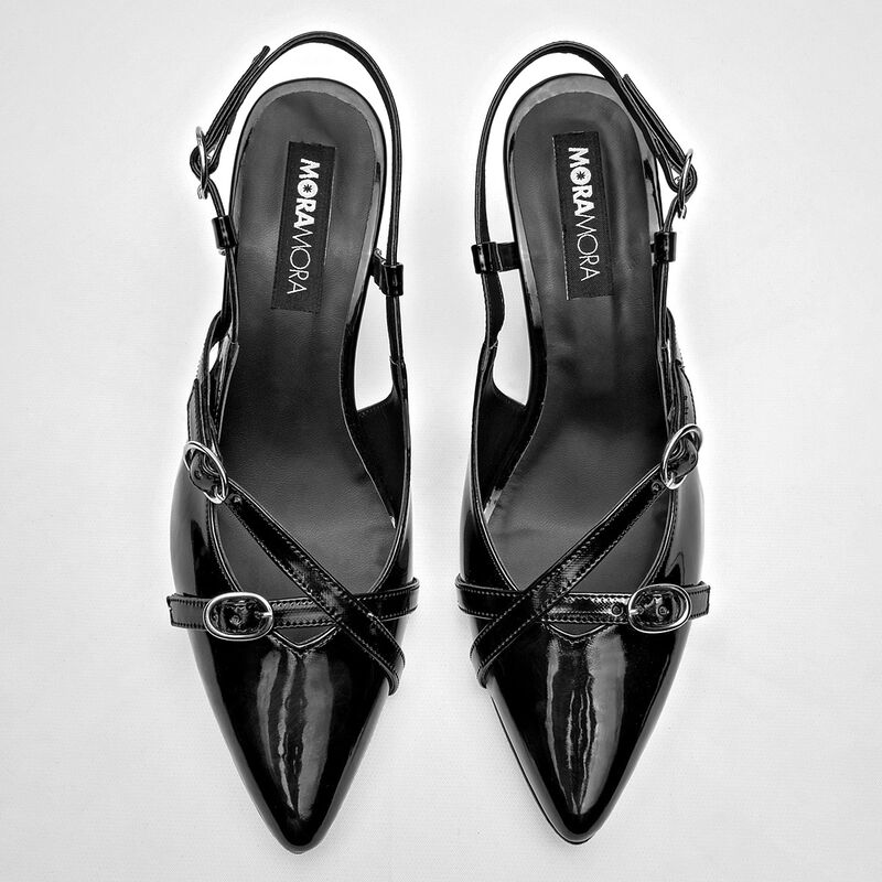 Moramora Zapatilla para mujer negro charol image number null