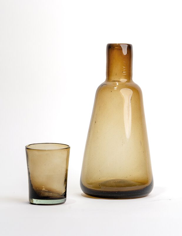 Jarra de Bur&oacute; de Vidrio Soplado Chocolate Marea... image number null