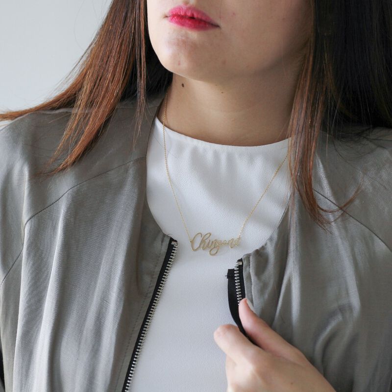 Collar Chingona Dorado image number null