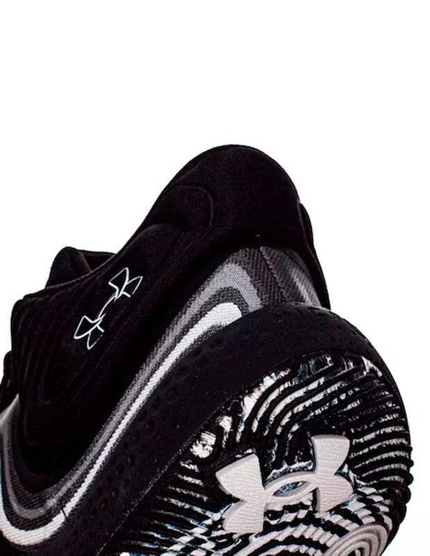 Tenis Caballero Under Armour Spawn Negro 302764... image number null