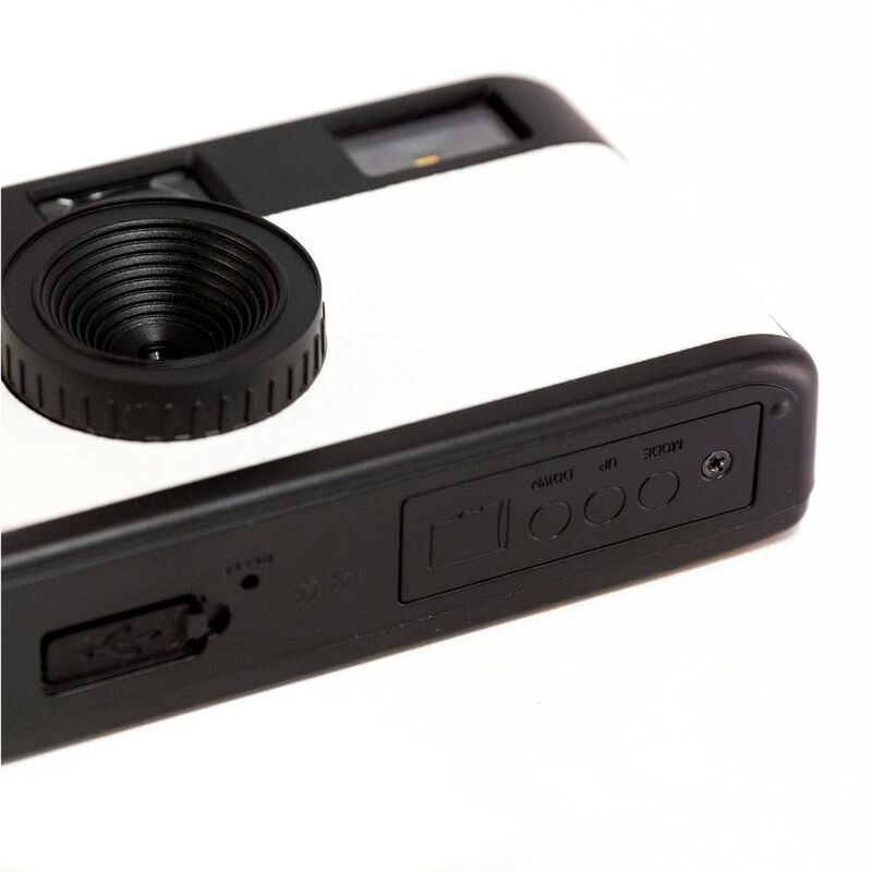 C&aacute;mara Estilo Retro Camp Snap Blanco image number null