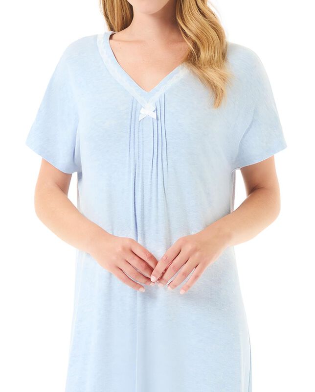 Camis&oacute;n Corto con Puntilla y Lacito Celeste image number null