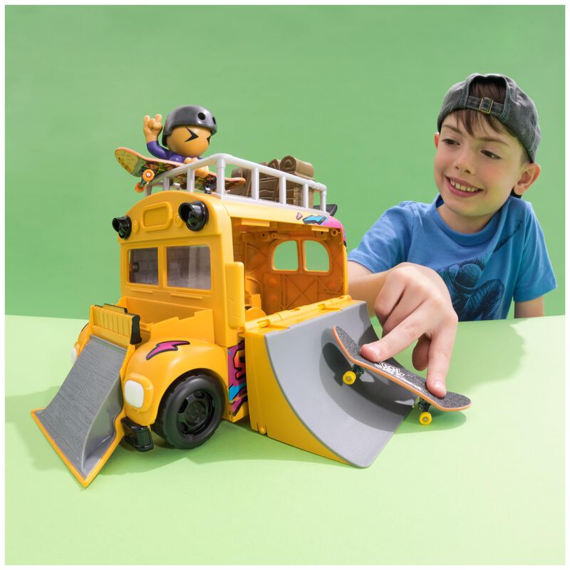 Autob&uacute;s Transforming Ultra Sk8 Crew 2 En 1 De T... image number null