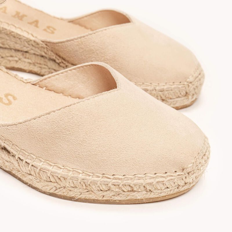 Jara Cu&ntilde;a Baja Ante Arena image number null