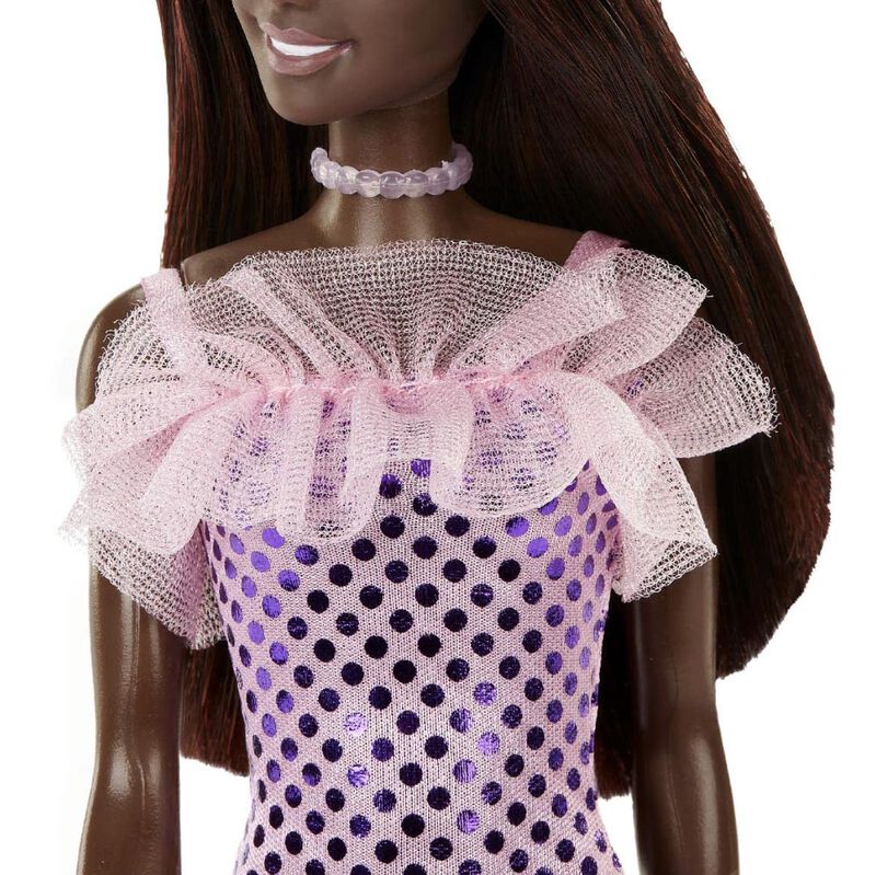 Vestido Barbie Doll Barbie&reg; Con Cabello Casta&ntilde;o... image number null