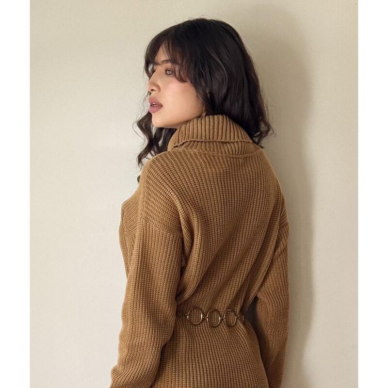 Vestido tejido cuello tortuga image number null