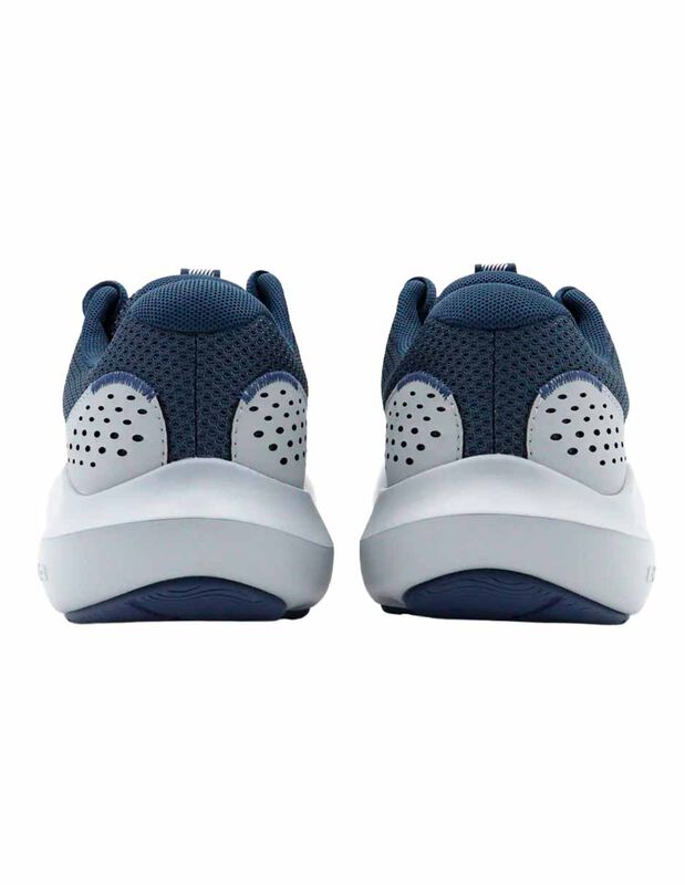 Tenis Caballero Under Armour Charged Surge Azul... image number null