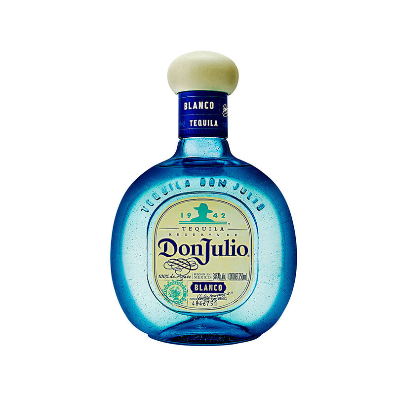 TEQUILA DON JULIO BLANCO 700 ML image number null