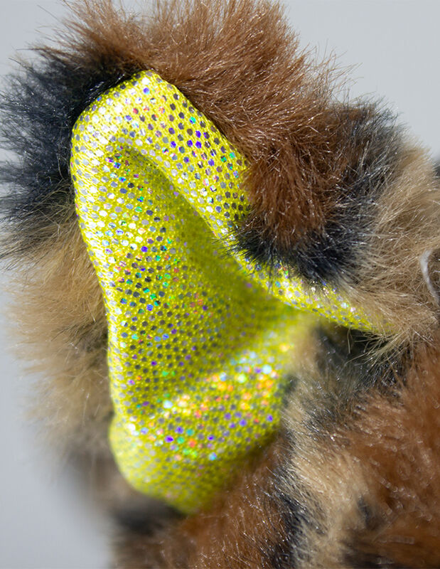 Gatito De Peluche Acostado Color Caf&eacute; Con Manch... image number null