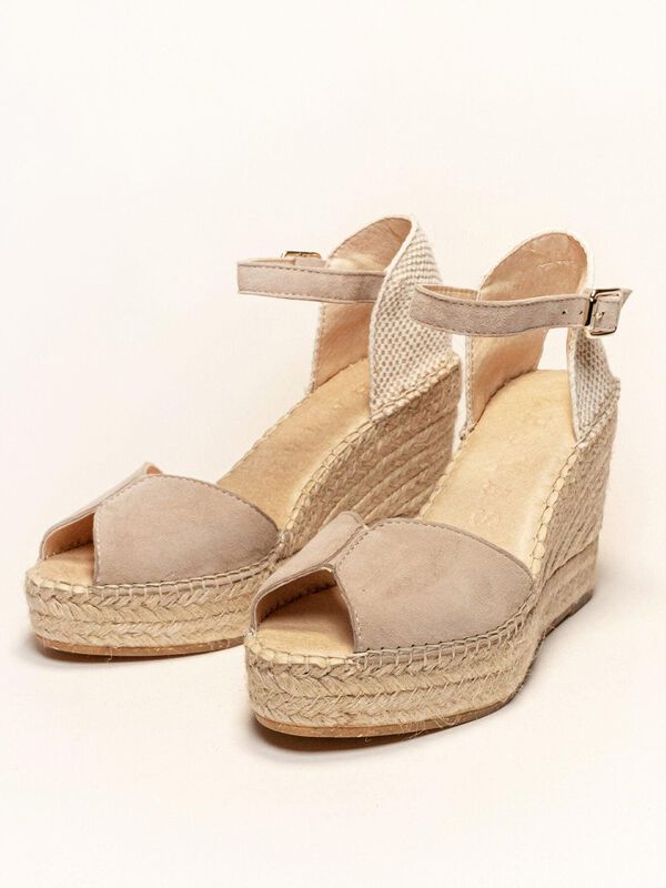 Alel&iacute; Cu&ntilde;a Alta de Ante image number null