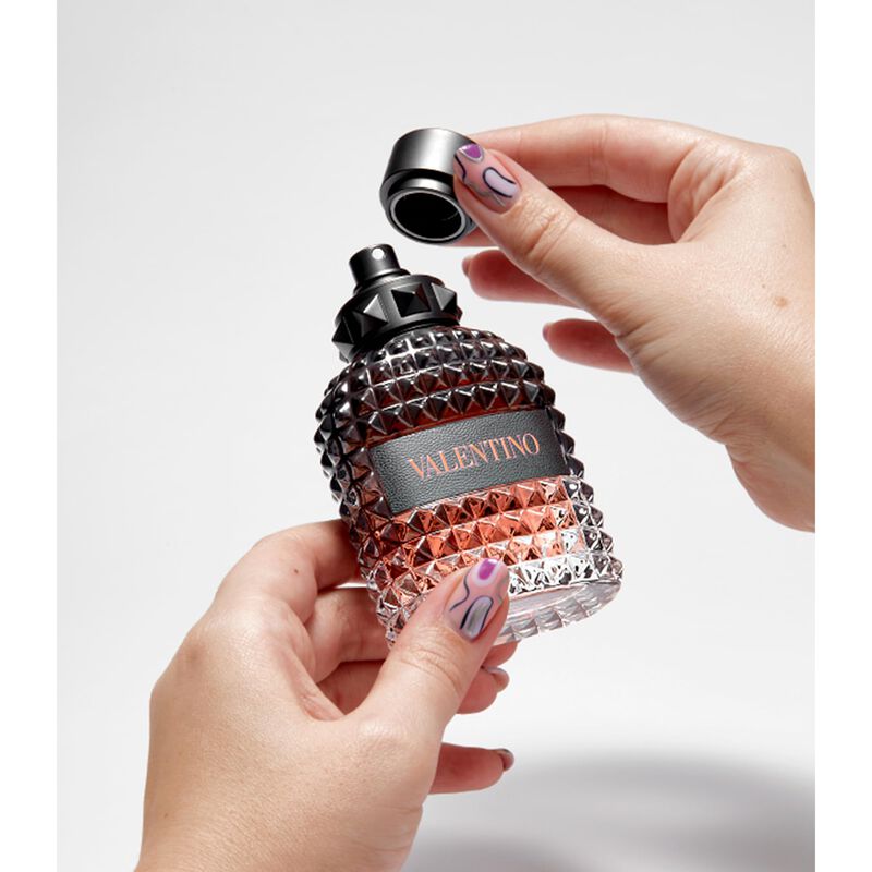 Perfume Valentino Uomo Born In Roma Edt 50 Ml P... image number null