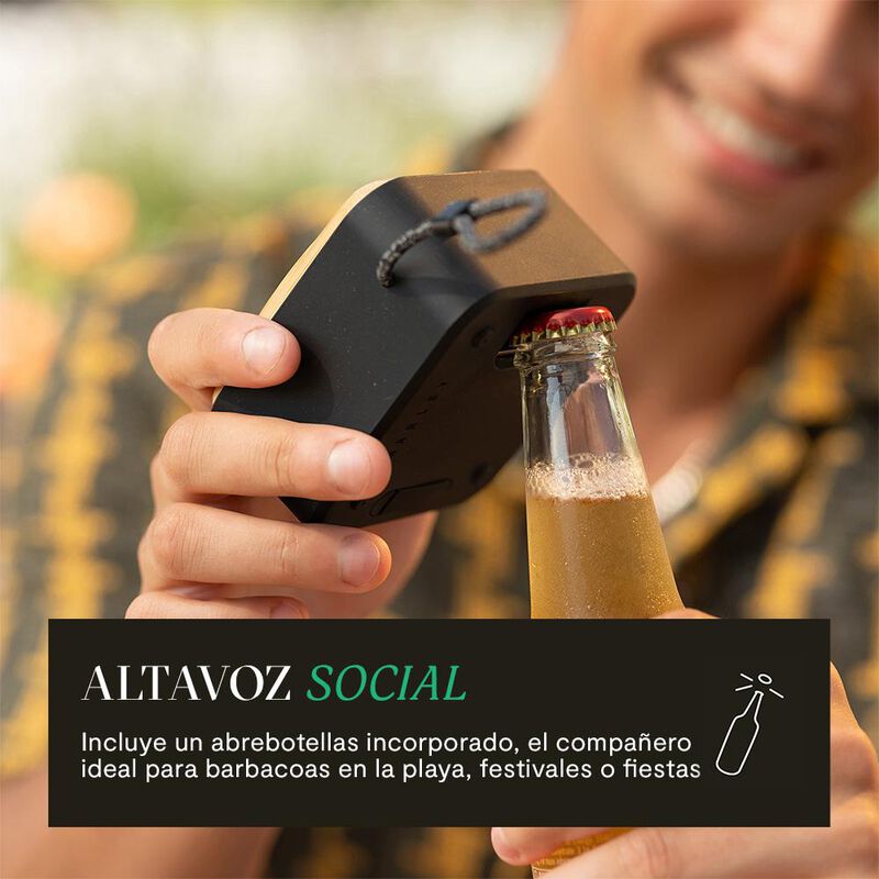 Bocina Port&aacute;til Roots Signature Black The House... image number null