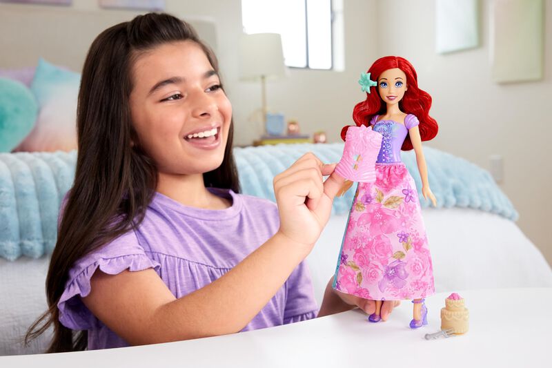 Mu&ntilde;eca De Moda Mattel Disney Princess Ariel Spi... image number null