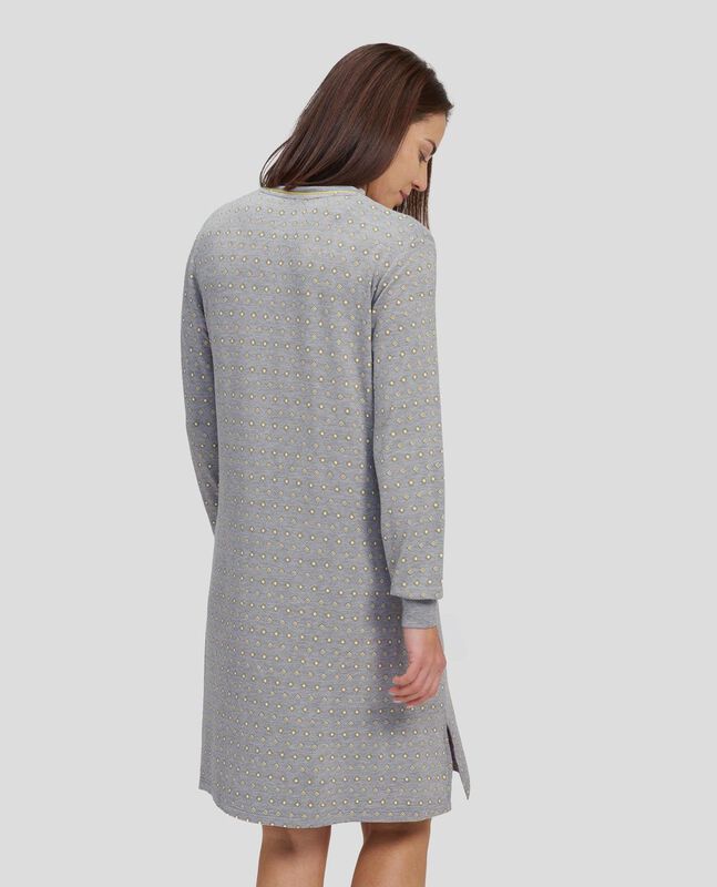 Camis&oacute;n Largo Estampado en Rombo Gris image number null