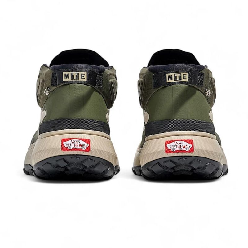 Tenis Vans Mte Crosspath Mid Para Hombre image number null