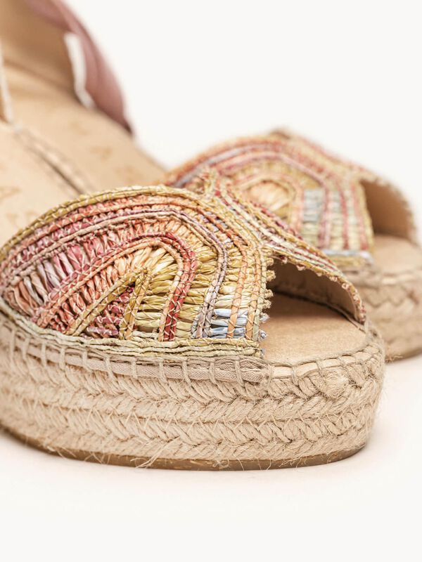 Lirio Cu&ntilde;a Alta Rafia Rosa Claro image number null