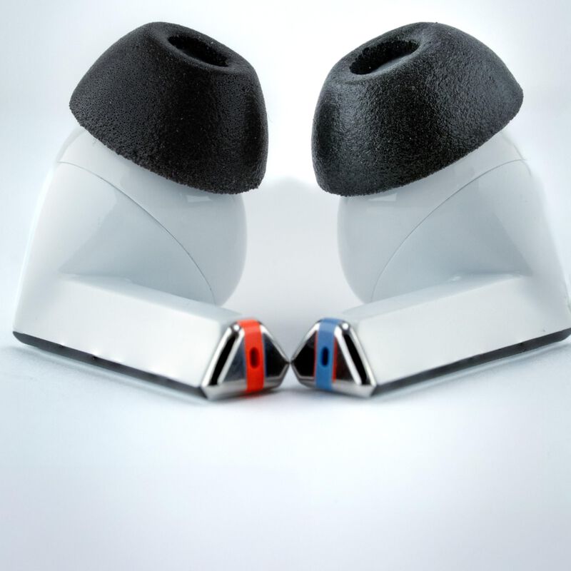 Las Puntas De Los Auriculares Cumplen Con Trueg... image number null