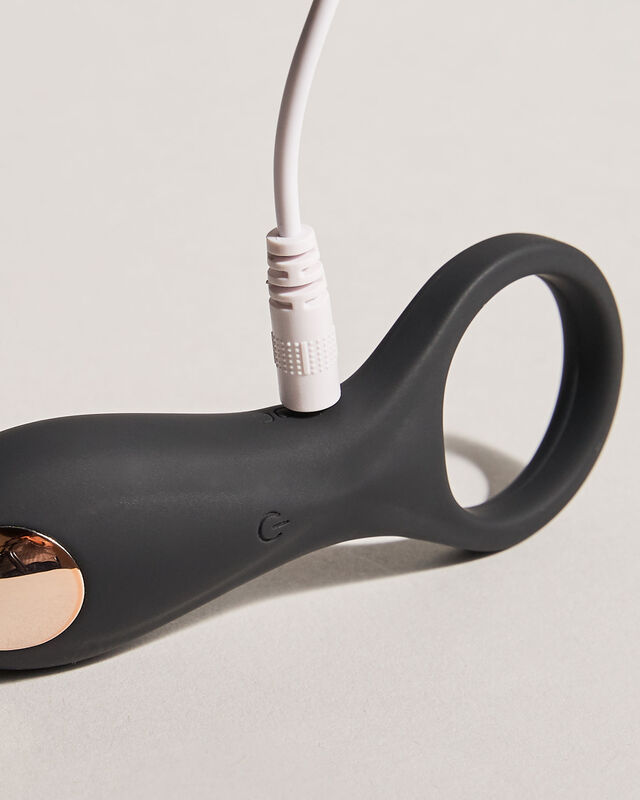 Anillo Vibrador Ringo Negro image number null