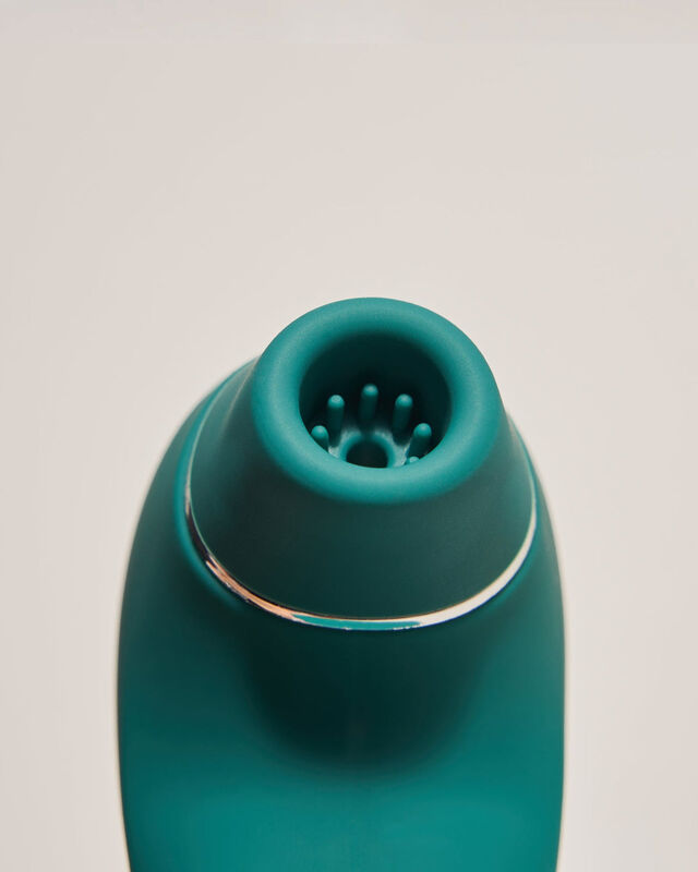 Dildo Vibrador y Succionador de Cl&iacute;toris Lua image number null