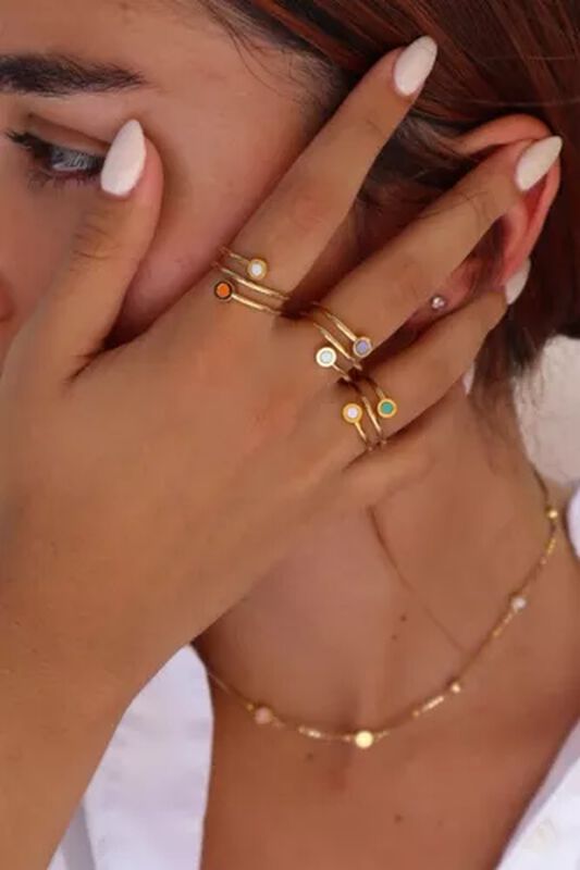 ANILLO DOBLE NEW WAVE CON CHARMS NARANJA Y BLAN... image number null