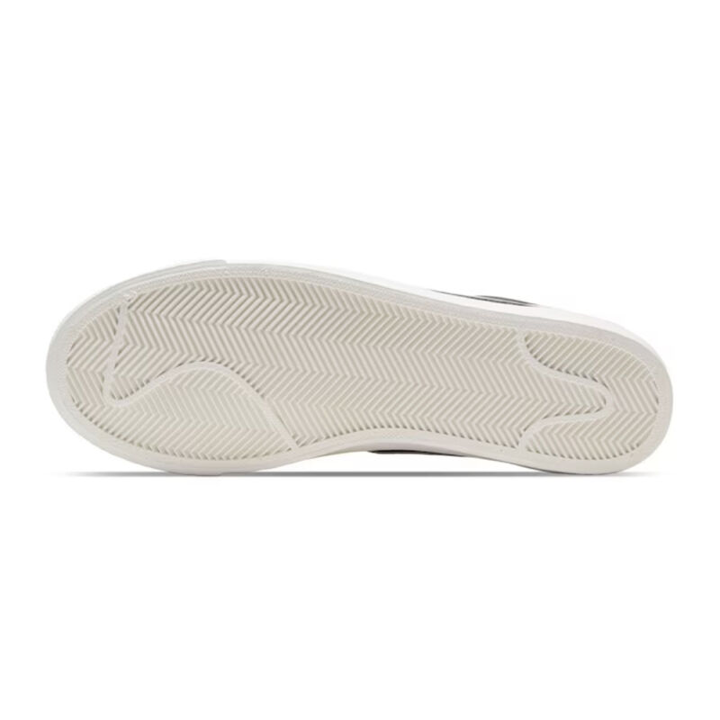 Tenis Casual Nike Blazer Low &acute;77 Vntg Da6364-00... image number null