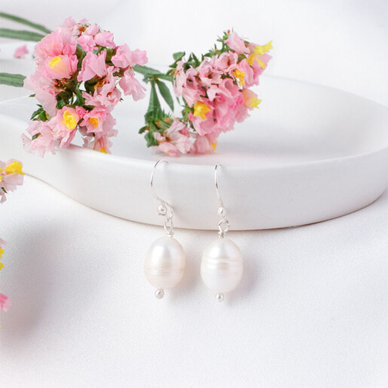 Set de Aretes de Perlas y Plata image number null