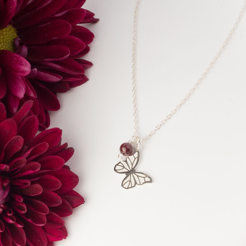 Dije con cadena Suerte charm Mariposa de plata ... image number null