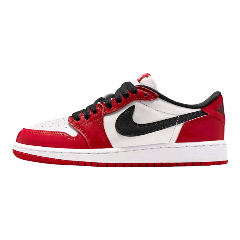 Tenis Nike Para Mujer Air Jordan 1 Retro Low Ch... image number null
