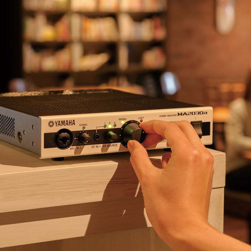 Yamaha MA2030A Amplificador Mezclador para Inst... image number null