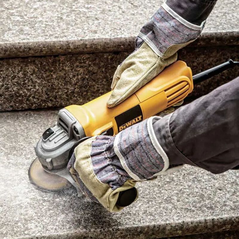 Miniesmeriladora Angular Dewalt DWE4118 4-1/2 P... image number null