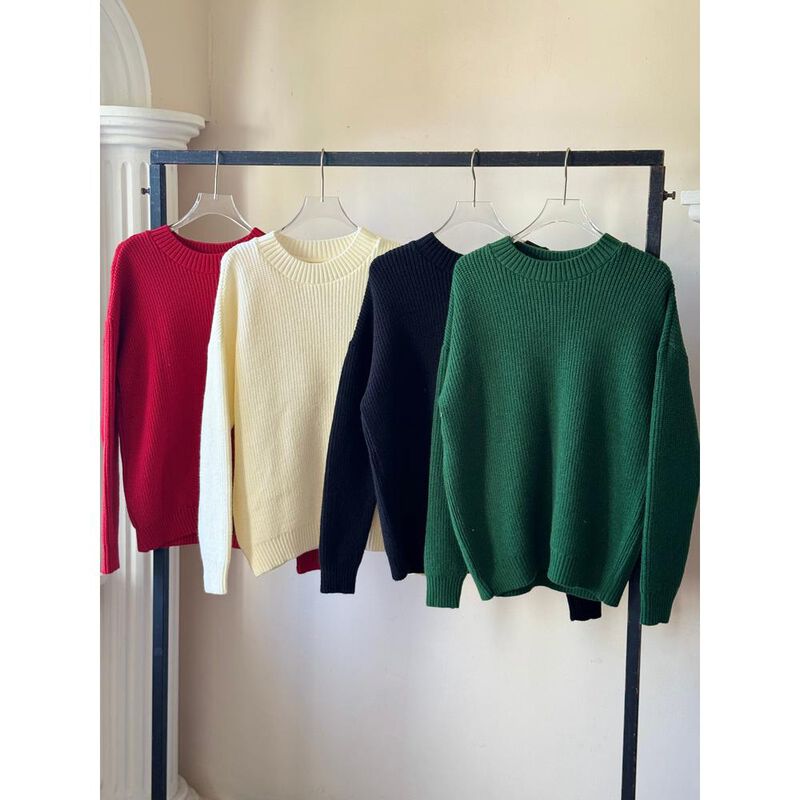 Su&eacute;ter cuello redondo image number null