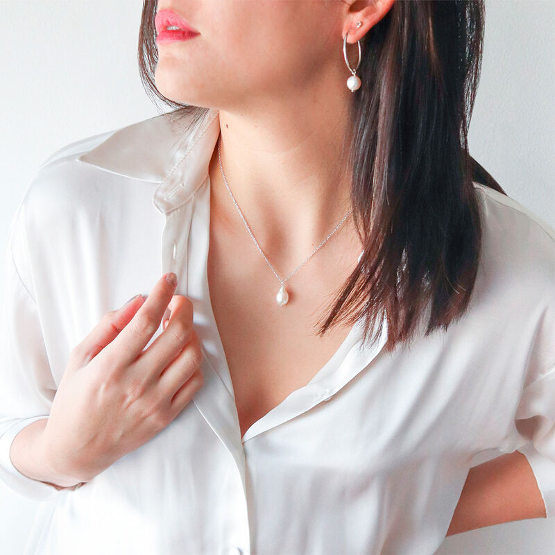 Set Arracadas con Perlas y Dije Perla con Caden... image number null