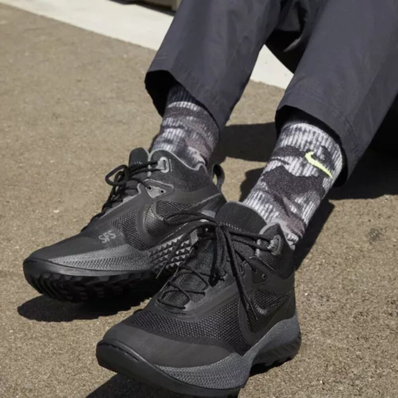 Tenis Deportivo Nike React SFB Carbon CK9951-00... image number null