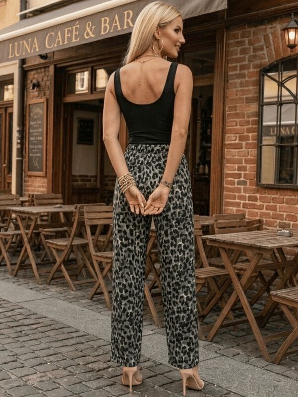 Set De Dos Pantalones De Mujer De Corte Ancho M... image number null