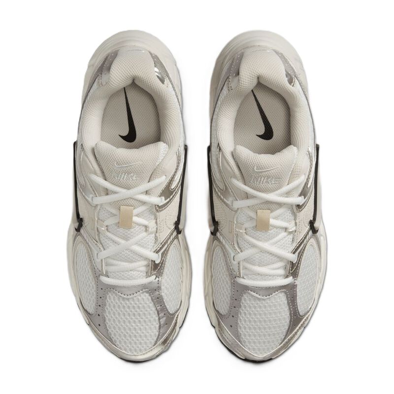 Tenis Mujer Nike V5 Rnr Beige Hq7901-104 image number null